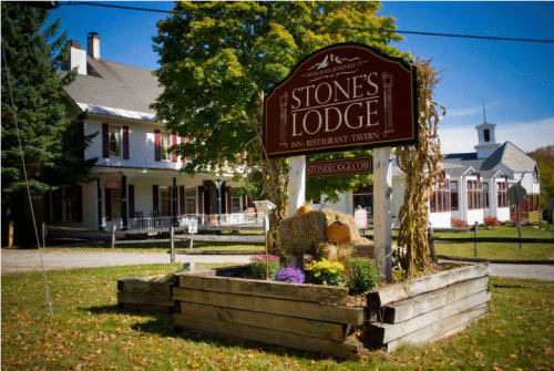 Stone's Lodge under Mt. Stratton