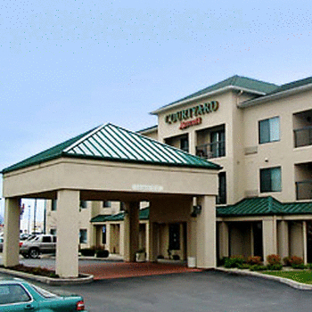 Courtyard by Marriott Dayton North
