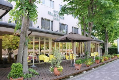 The Palace Side Hotel
