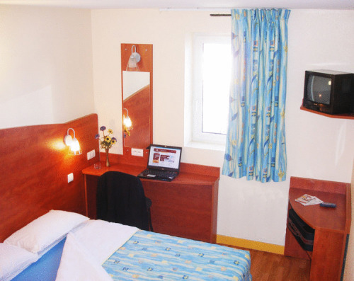 Best Hotel Grigny