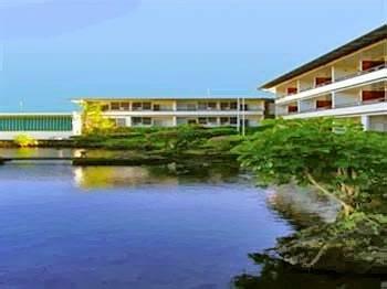 Hilo Seaside Hotel