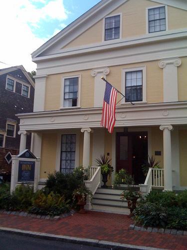 Mary Prentiss Inn