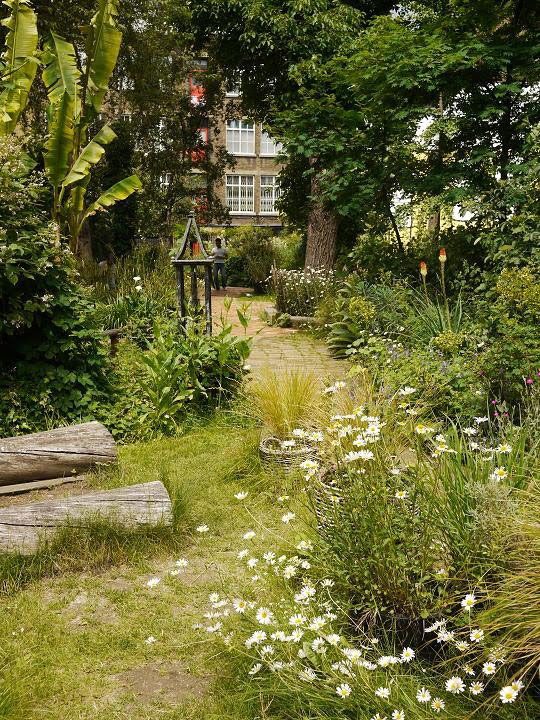Phoenix Garden, 2010