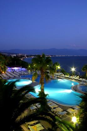 Fantasia Deluxe Hotel