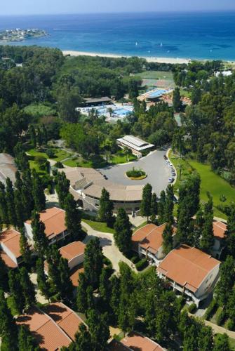 Calaserena Village