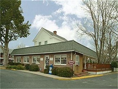 Country Hearth Inn & Suites Williamsburg