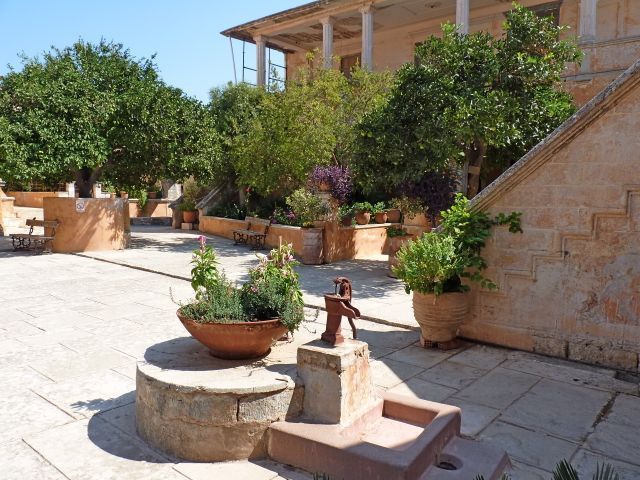Agia Triada of Jagarolon, Crete