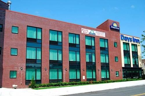 Days Inn Bronx Yankee Stadium