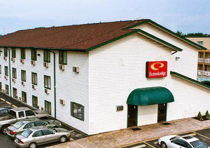 Econo Lodge-Akron
