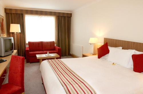 Maldron Hotel & Leisure Club Cardiff Lane