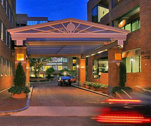 Georgetown Suites