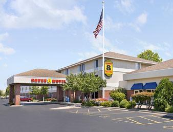 Super 8 - Madison South