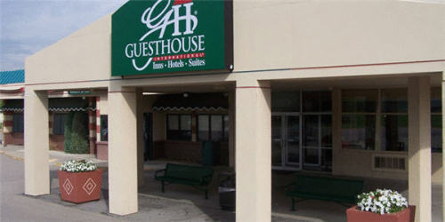 GuestHouse Inn & Suites Lincoln