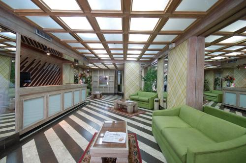 Mengo Palace Hotel