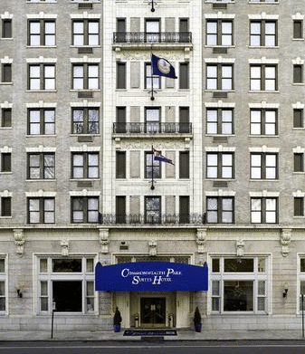 Commonwealth Park Suites Hotel