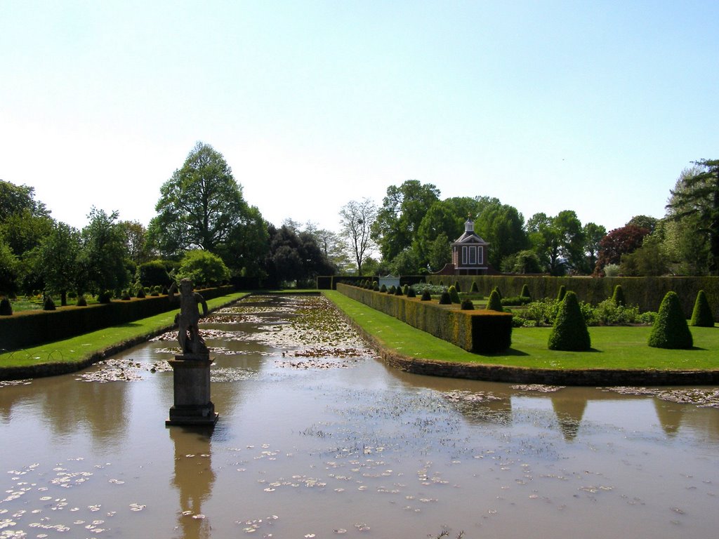 Westbury Court
