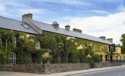 Dunraven Arms Hotel