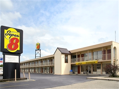 Super 8 Motel Moraine