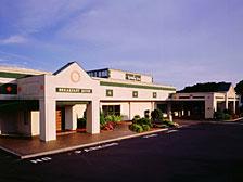 Holiday Inn & Suites Boston Peabody