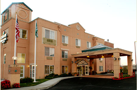 Country Inn & Suites San Carlos