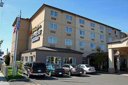 Holiday Inn Express Seattle-Northgate Mall Area