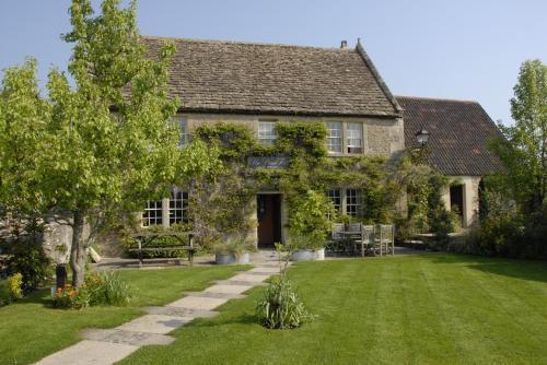 Pear Tree Inn