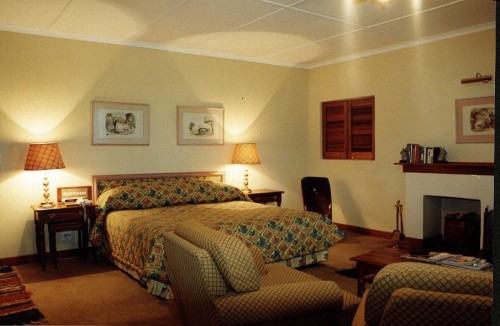 Coach House Hotel