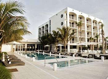 Costa d'Este Beach Resort