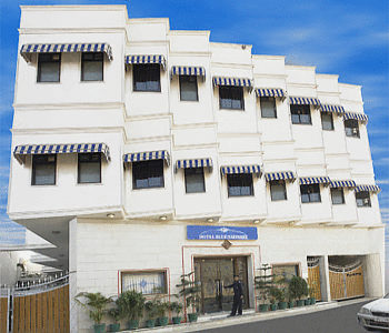La Sapphire Airport Hotel