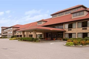 Royal Plaza Hotel