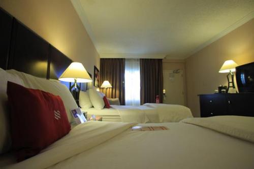 Crowne Plaza Fullerton