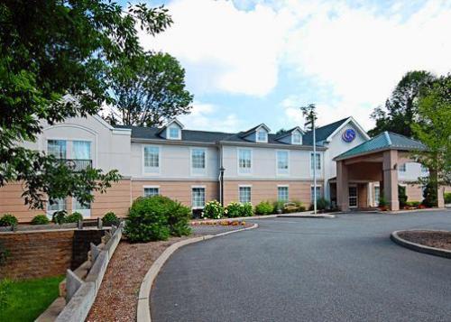 Comfort Suites Budd Lake