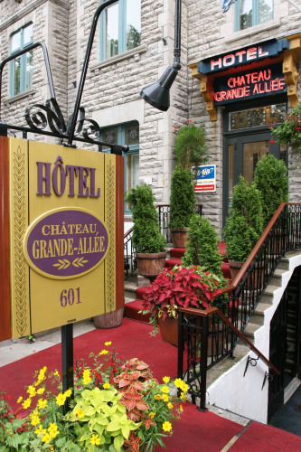 Grande Allee Hotel and Suites