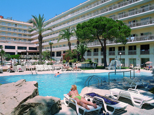 Hotel Oasis Park