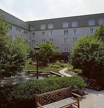 Hamilton Park Hotel & Conference Center