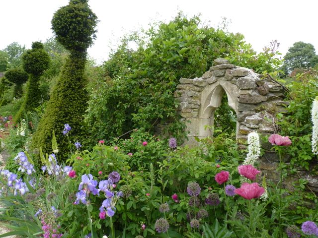 Hanham Court Garden, Spring