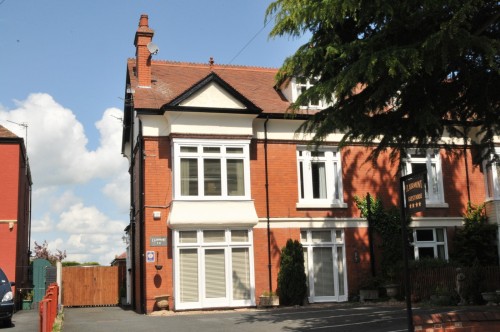 Clairmont Guest House