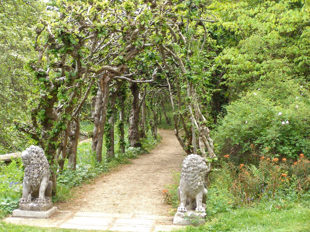 Woolbeding Gardens