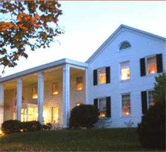 Historic General Lewis Inn