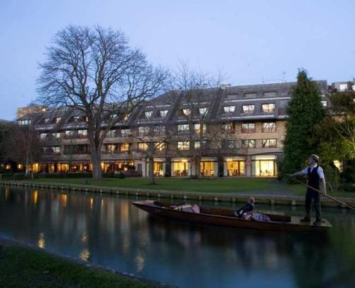 Doubletree by Hilton Cambridge