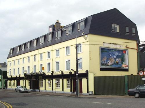 Lawlors Hotel