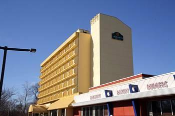 La Quinta Inn & Suites Stamford