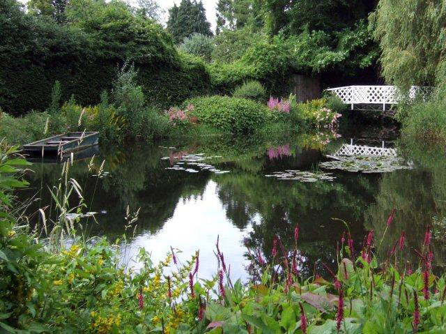 Pond, Gooderstone Water Gardens