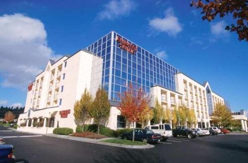 Embassy Suites Seattle - Bellevue