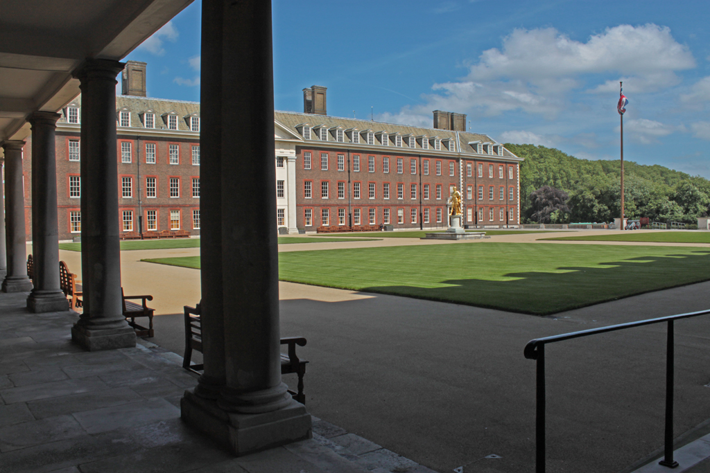 Chelsea Royal Hospital Garden