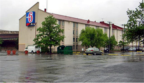 Motel 6 Springfield