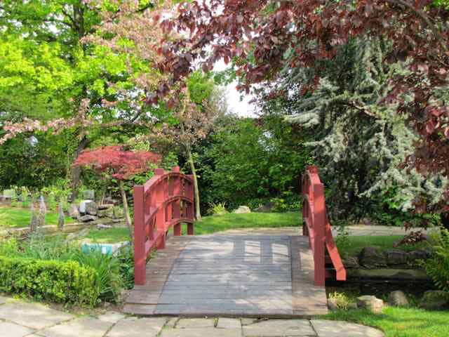 Bridge, Kensington Roof Garden