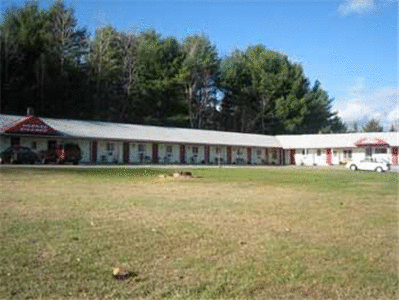 Yankee Village Motel