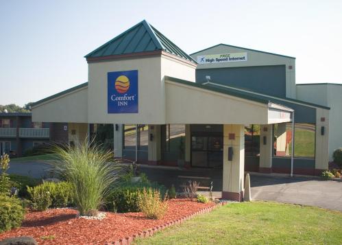 Comfort Inn & Suites Conference Center Pittsburgh