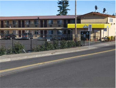 Days Inn Portland Airport